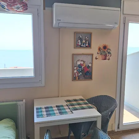 Iakinthi Apartment With Your Own Terrace And Your Own Free Parking