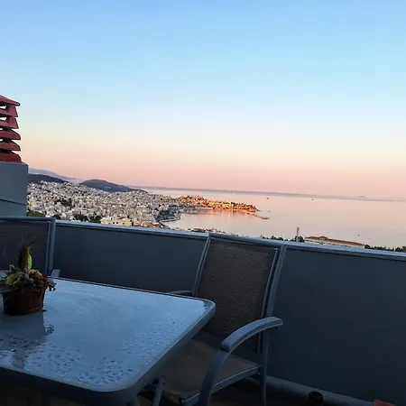 Iakinthi Apartment With Your Own Terrace And Your Own Free Parking Καβάλα